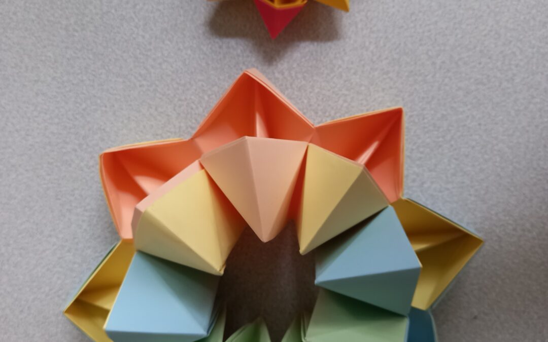 Fleur en papier origami en 6e